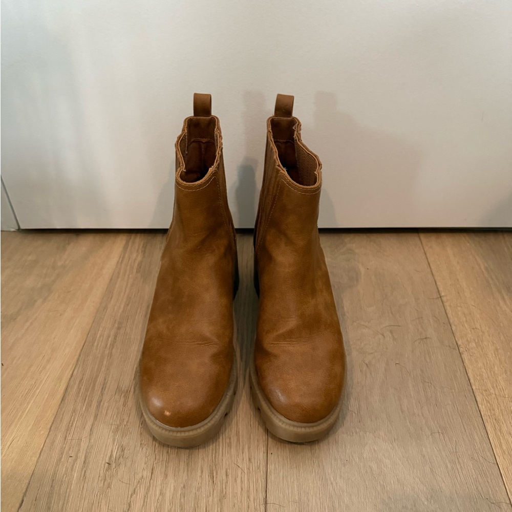 Dolce Vita Tan Ankle Booties